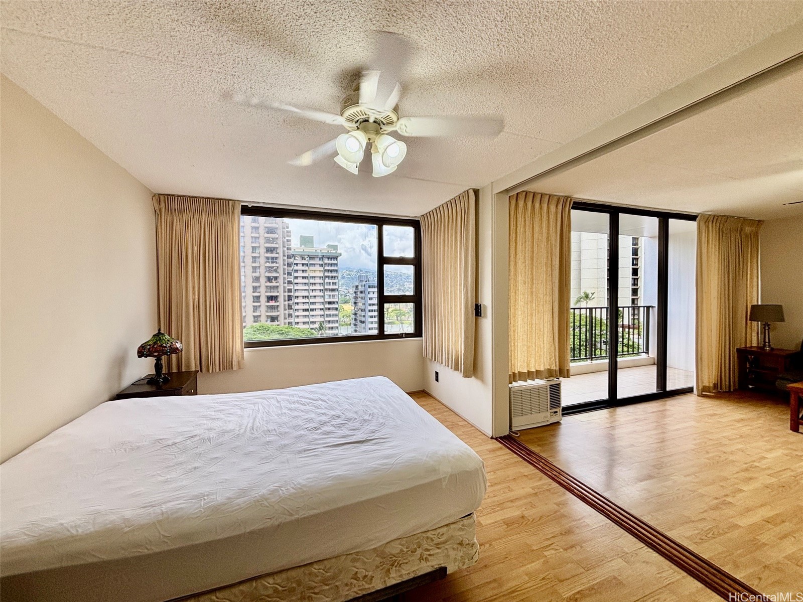 201 Ohua Avenue 905 Property Photo 6
