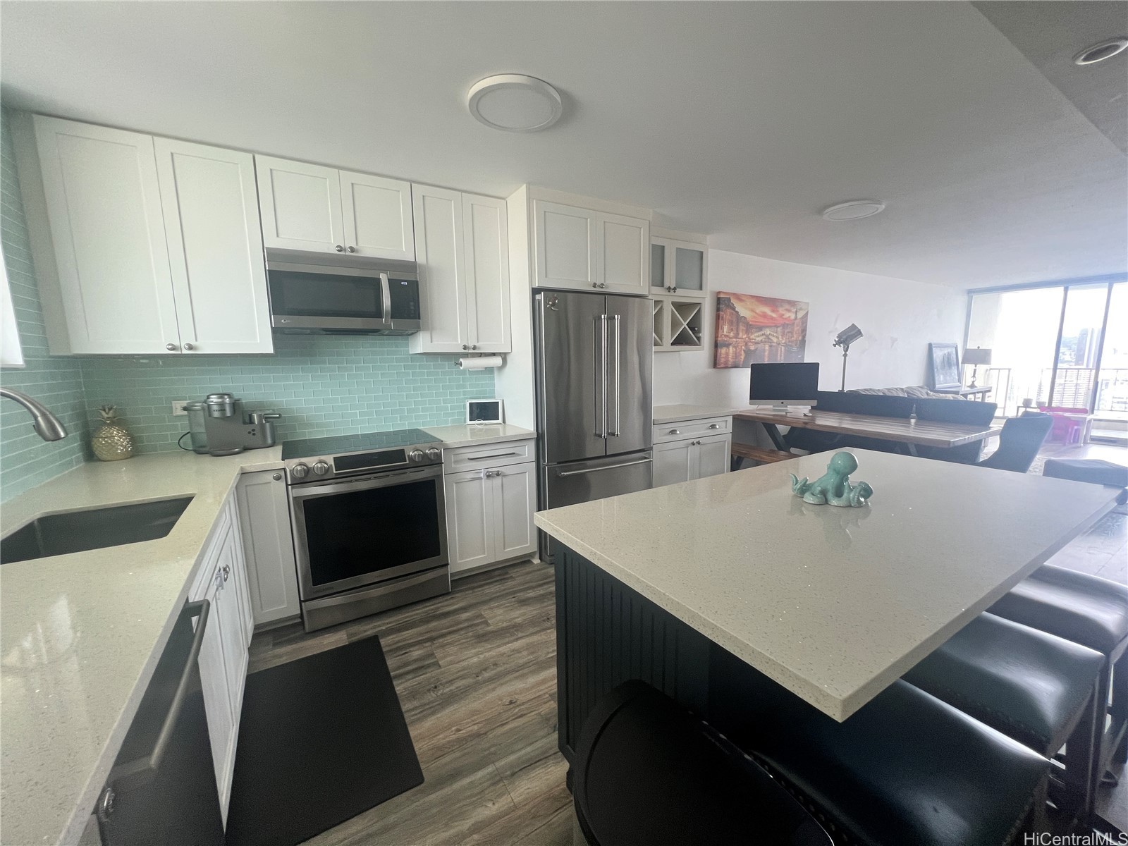1717 Ala Wai Boulevard 2802 Property Photo 3