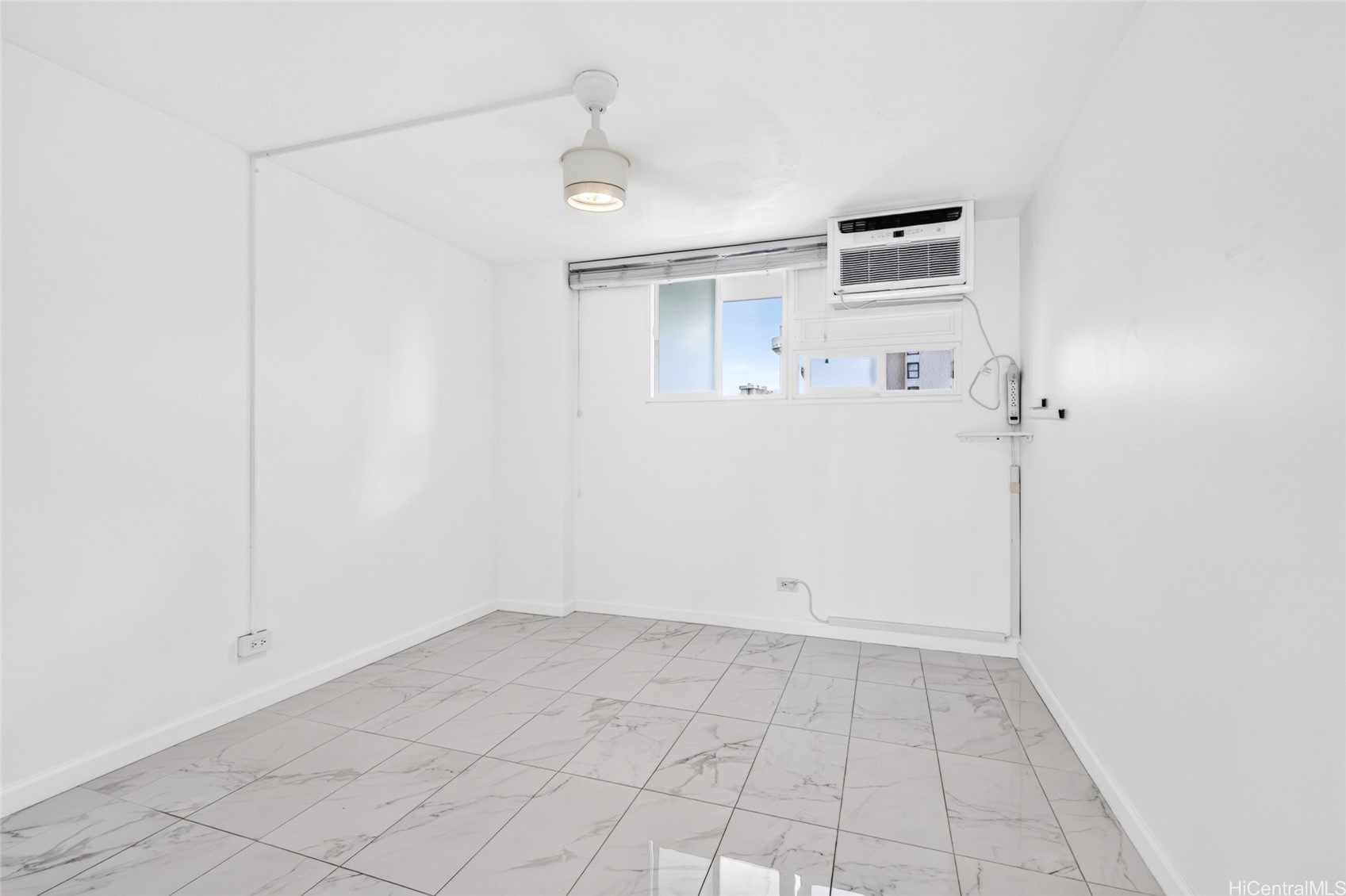 2211 Ala Wai Boulevard 1511 Property Photo 8