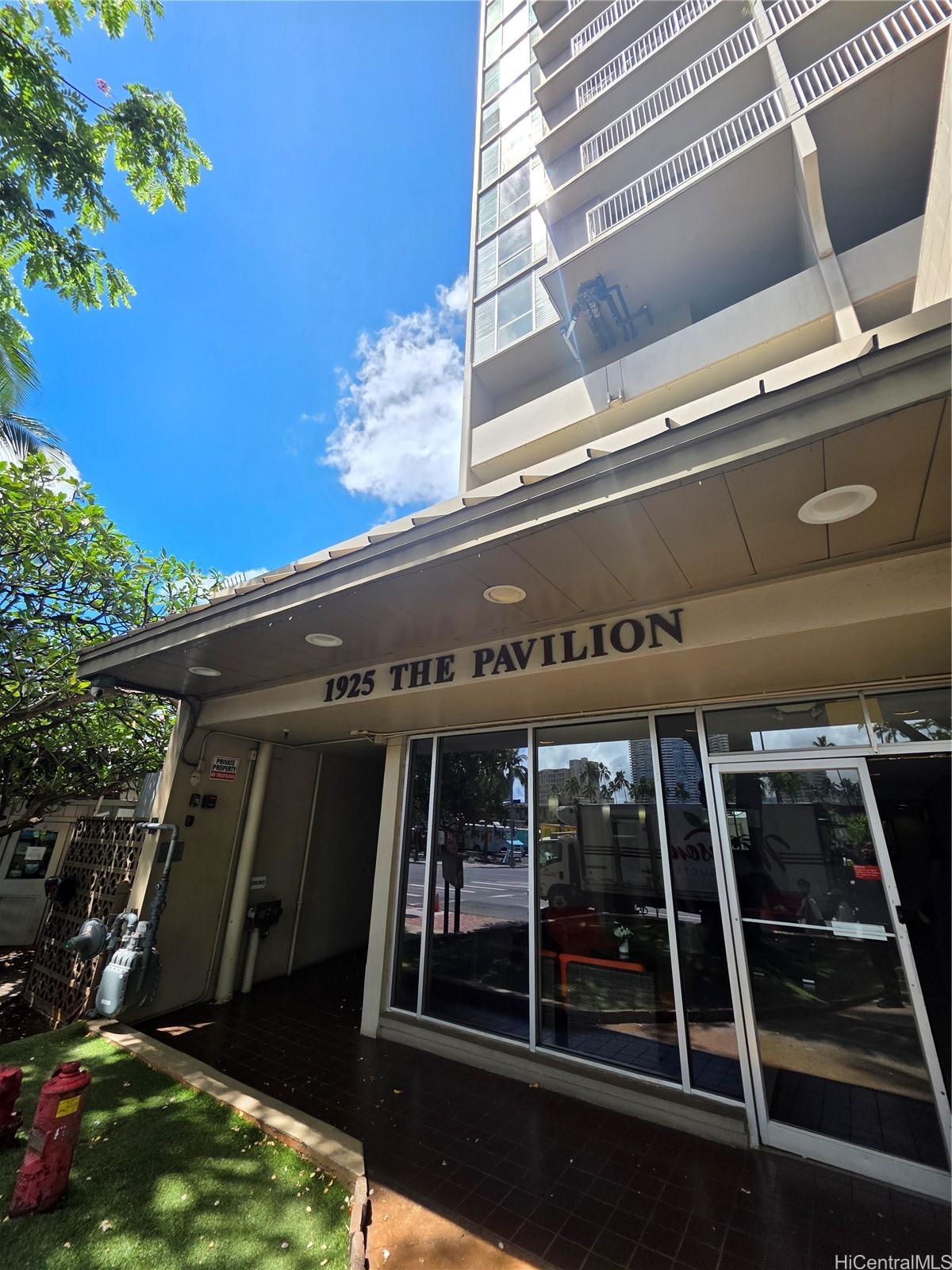 1925 Kalakaua Avenue 1004 Property Photo 2