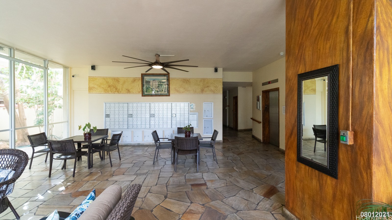 435 Seaside Avenue 1604 Property Photo 5