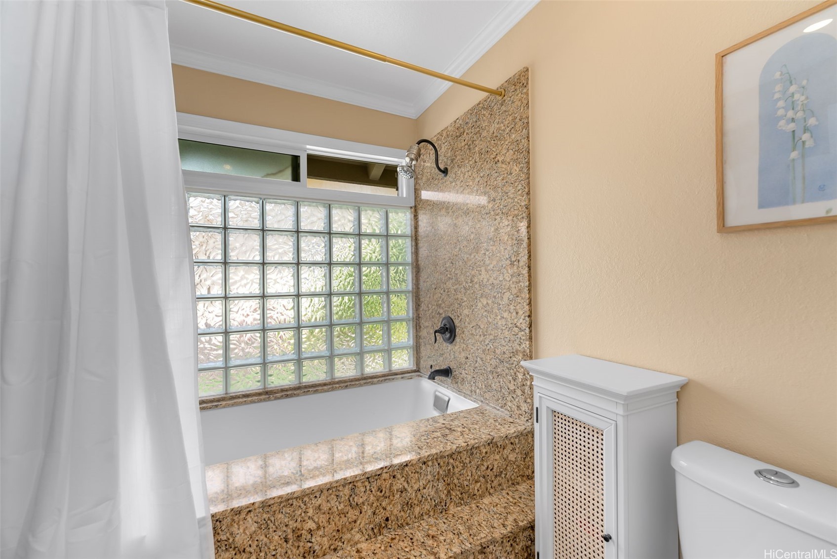 947 Kauku Place Property Photo 16