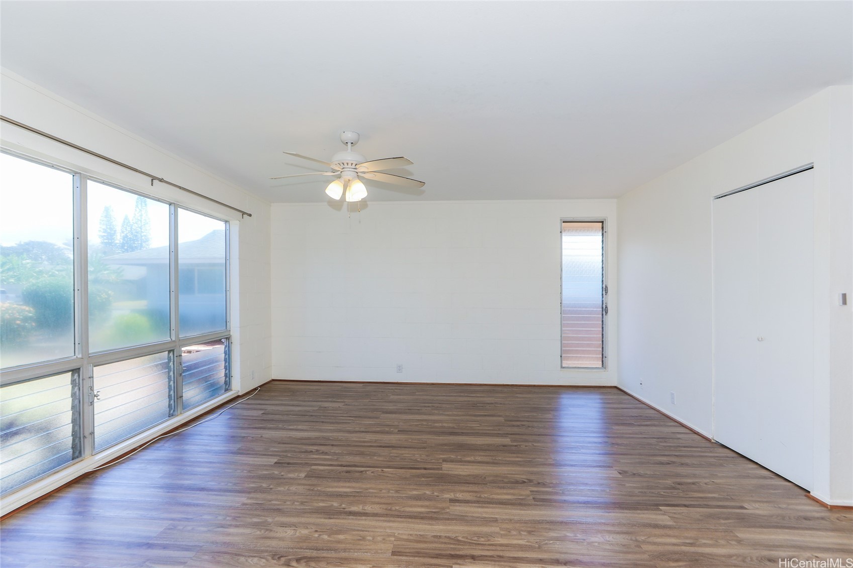 95-257 Kaopua Loop Property Photo 5