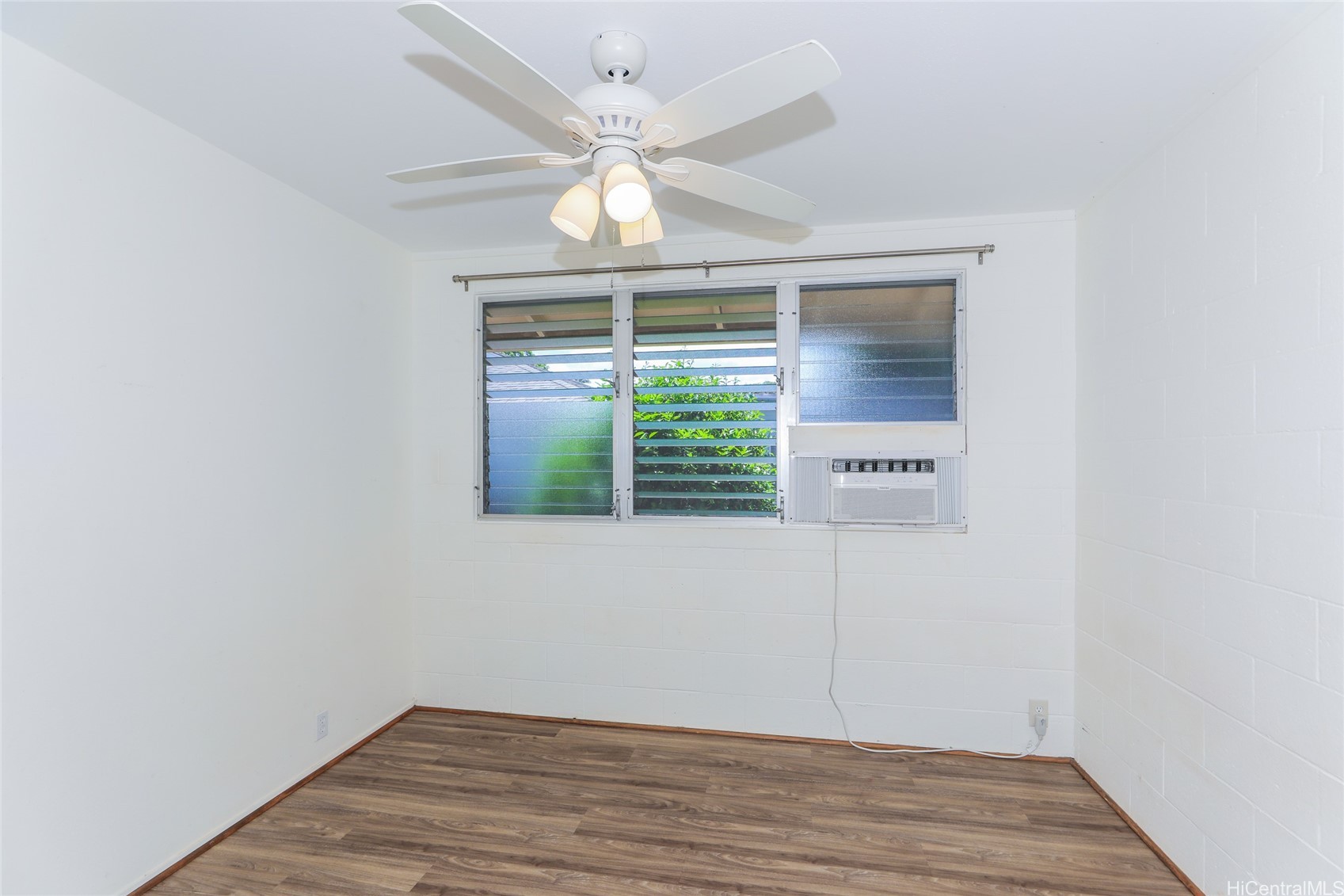 95-257 Kaopua Loop Property Photo 15