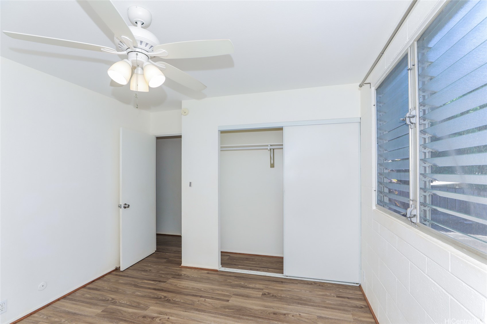 95-257 Kaopua Loop Property Photo 17