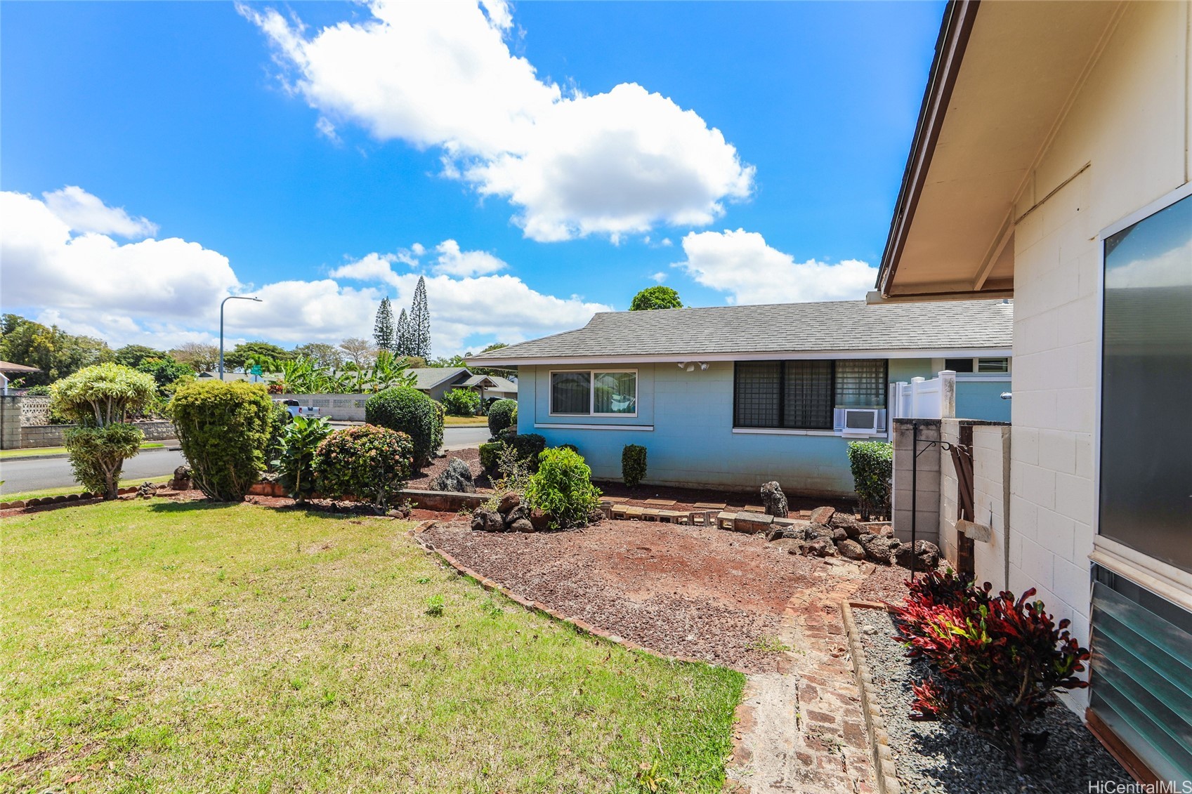 95-257 Kaopua Loop Property Photo 21