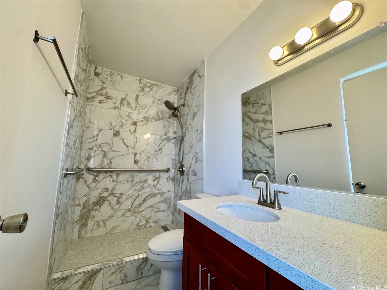 2474 Kapiolani Boulevard 1103 Property Photo 6