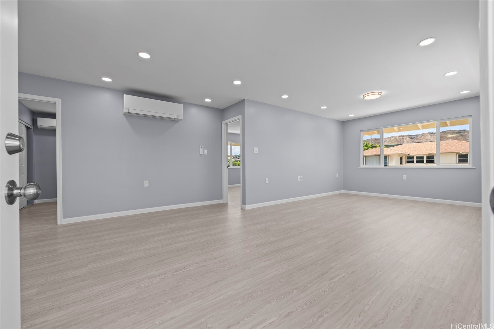 3148 Catherine Street Property Photo 11