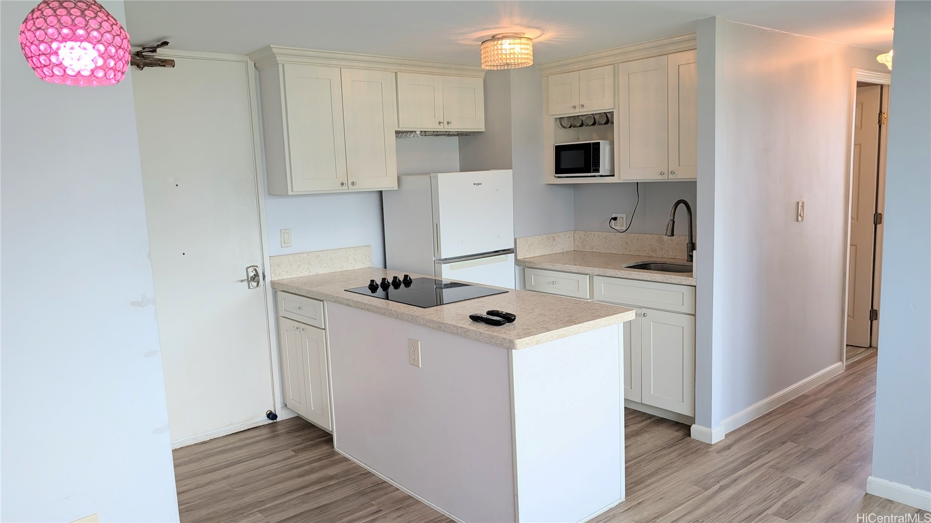 445 Seaside Avenue 1902 Property Photo 5