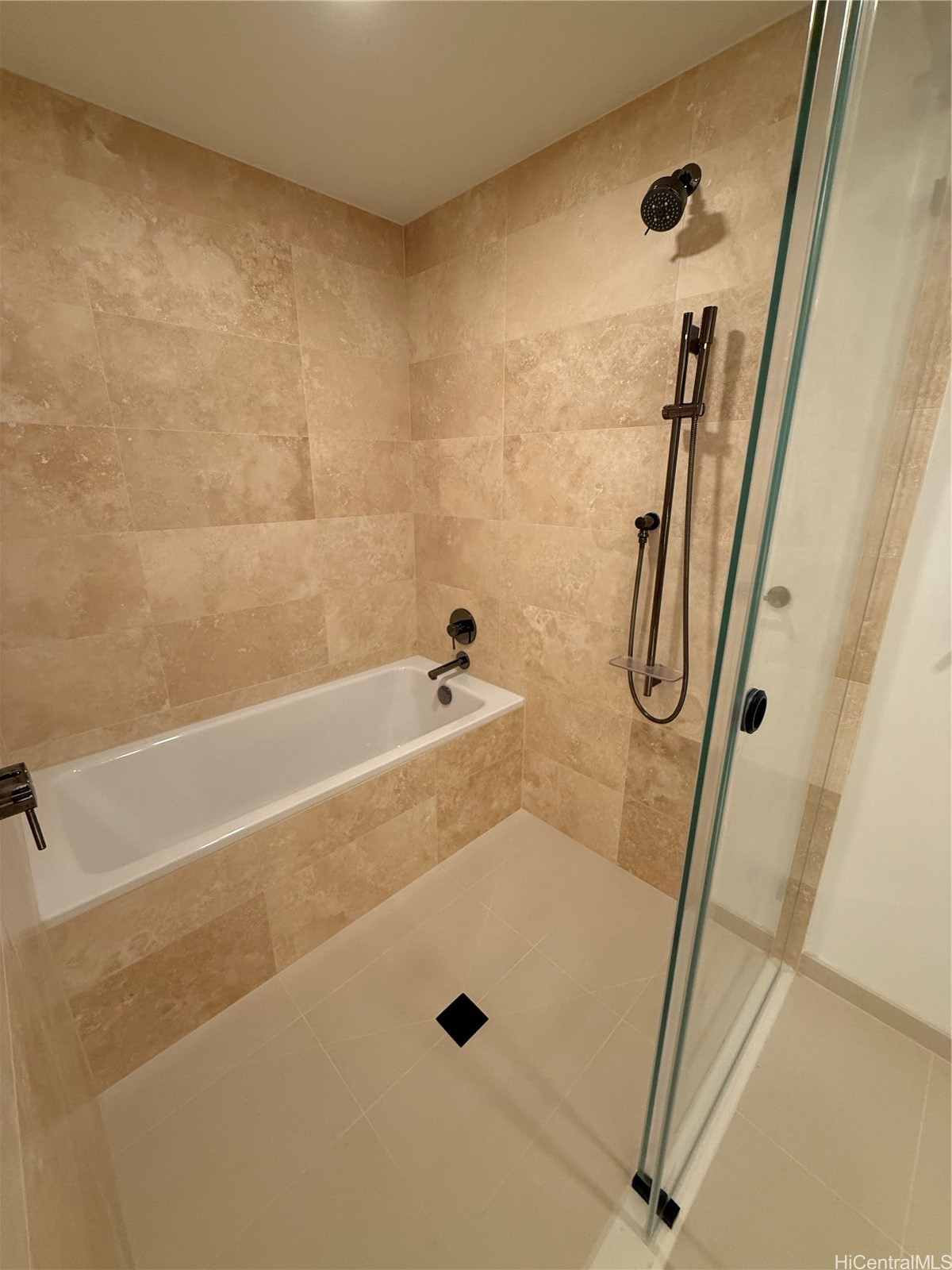 333 Ward Avenue 1607 Property Photo 10