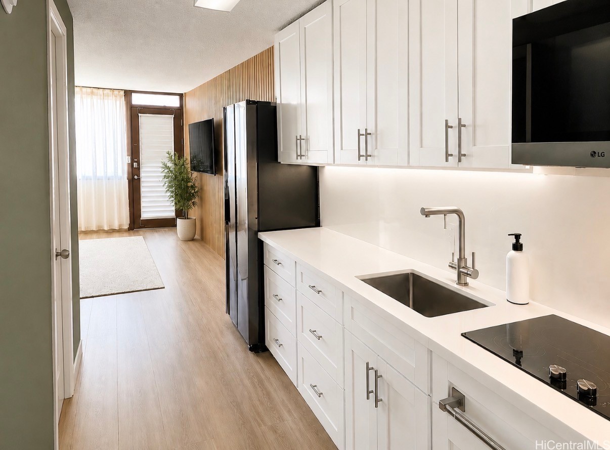 425 Ena Road 1203c Property Photo 3