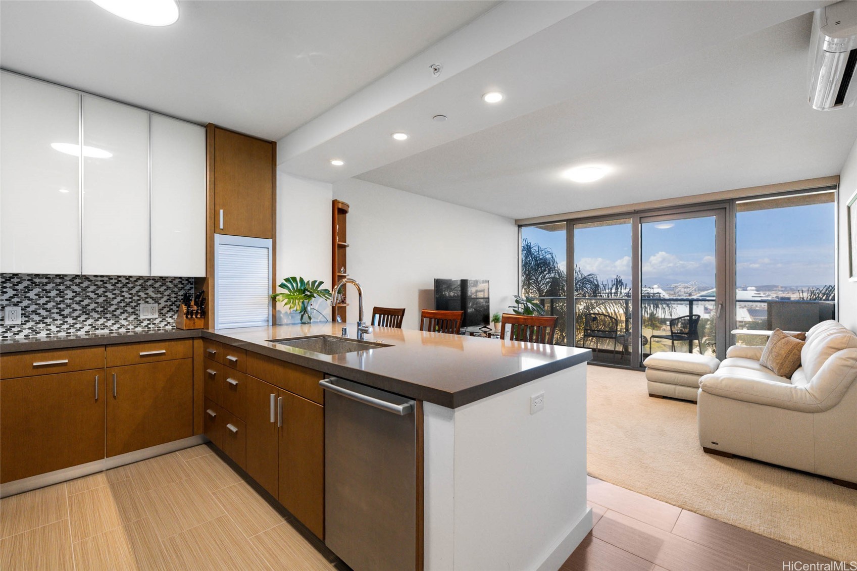 600 Ala Moana Boulevard 1004 Property Photo 11