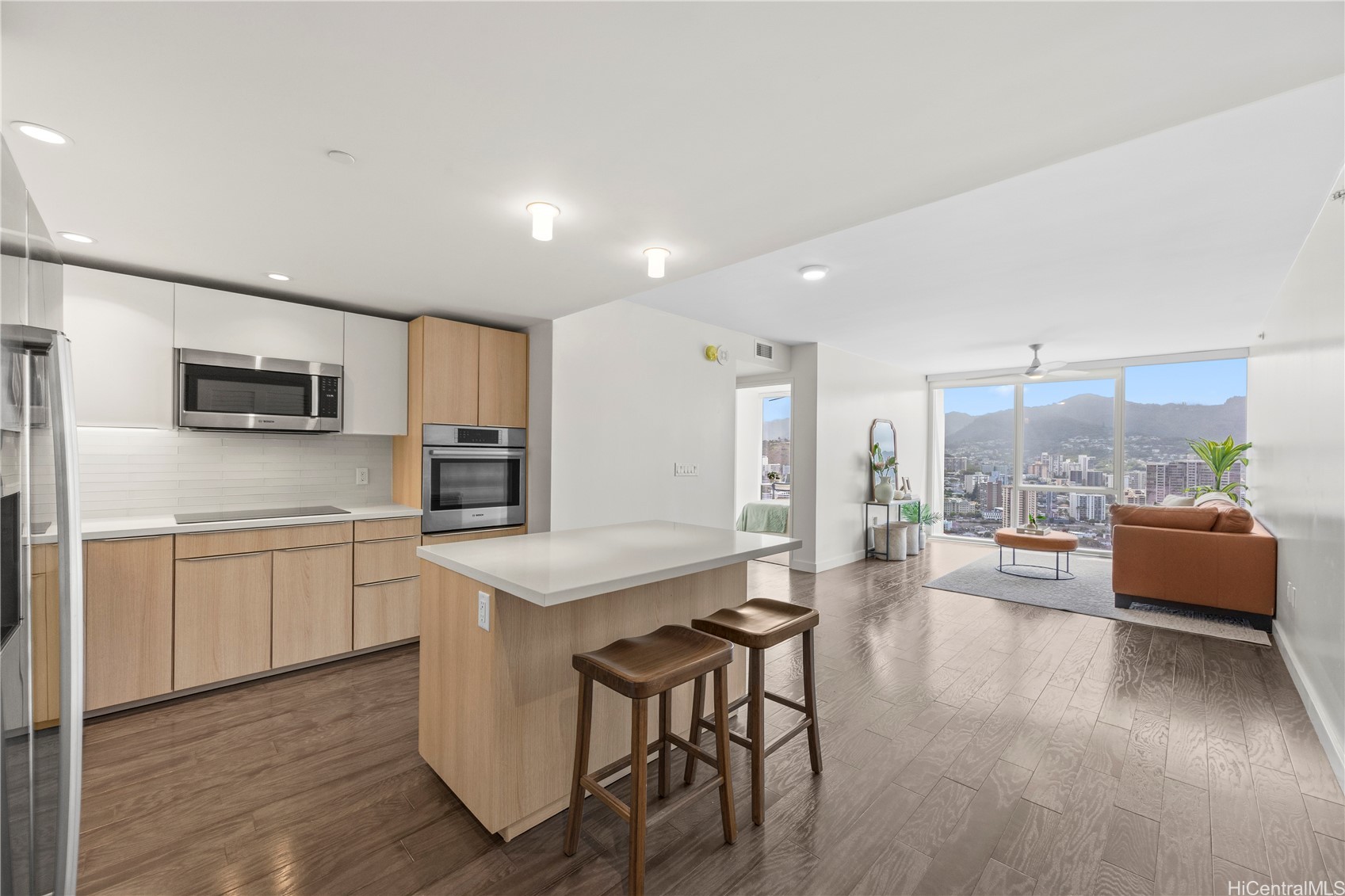 888 Kapiolani Boulevard 3911 Property Photo 1