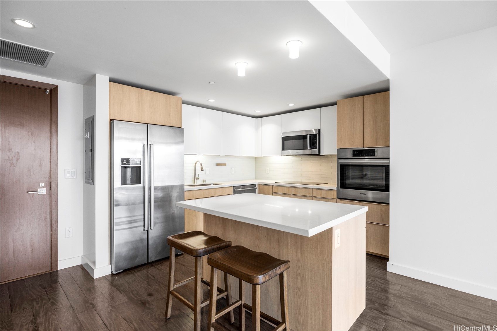 888 Kapiolani Boulevard 3911 Property Photo 2