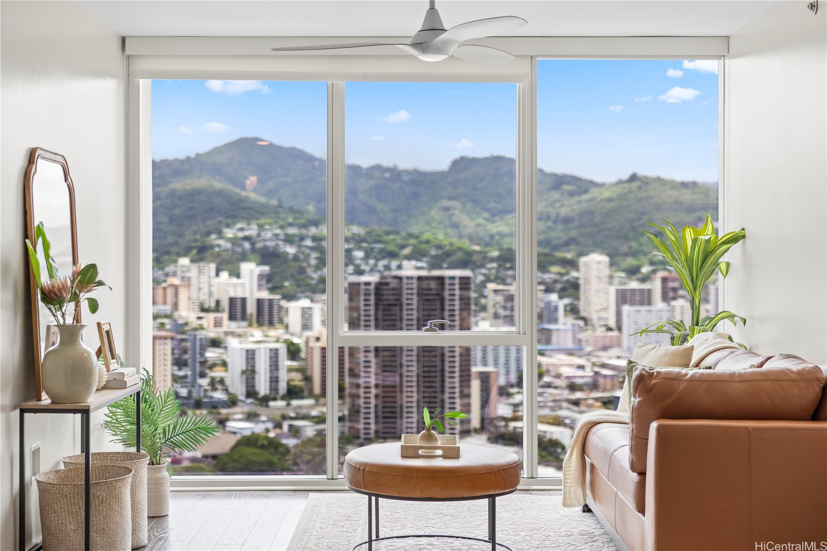 888 Kapiolani Boulevard 3911 Property Photo 4