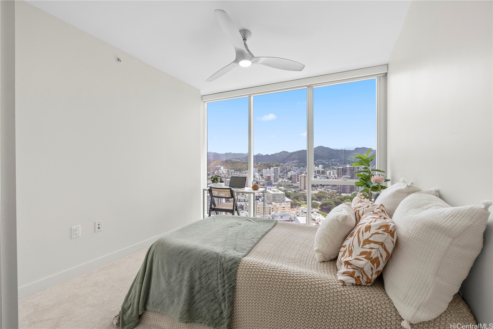 888 Kapiolani Boulevard 3911 Property Photo 7