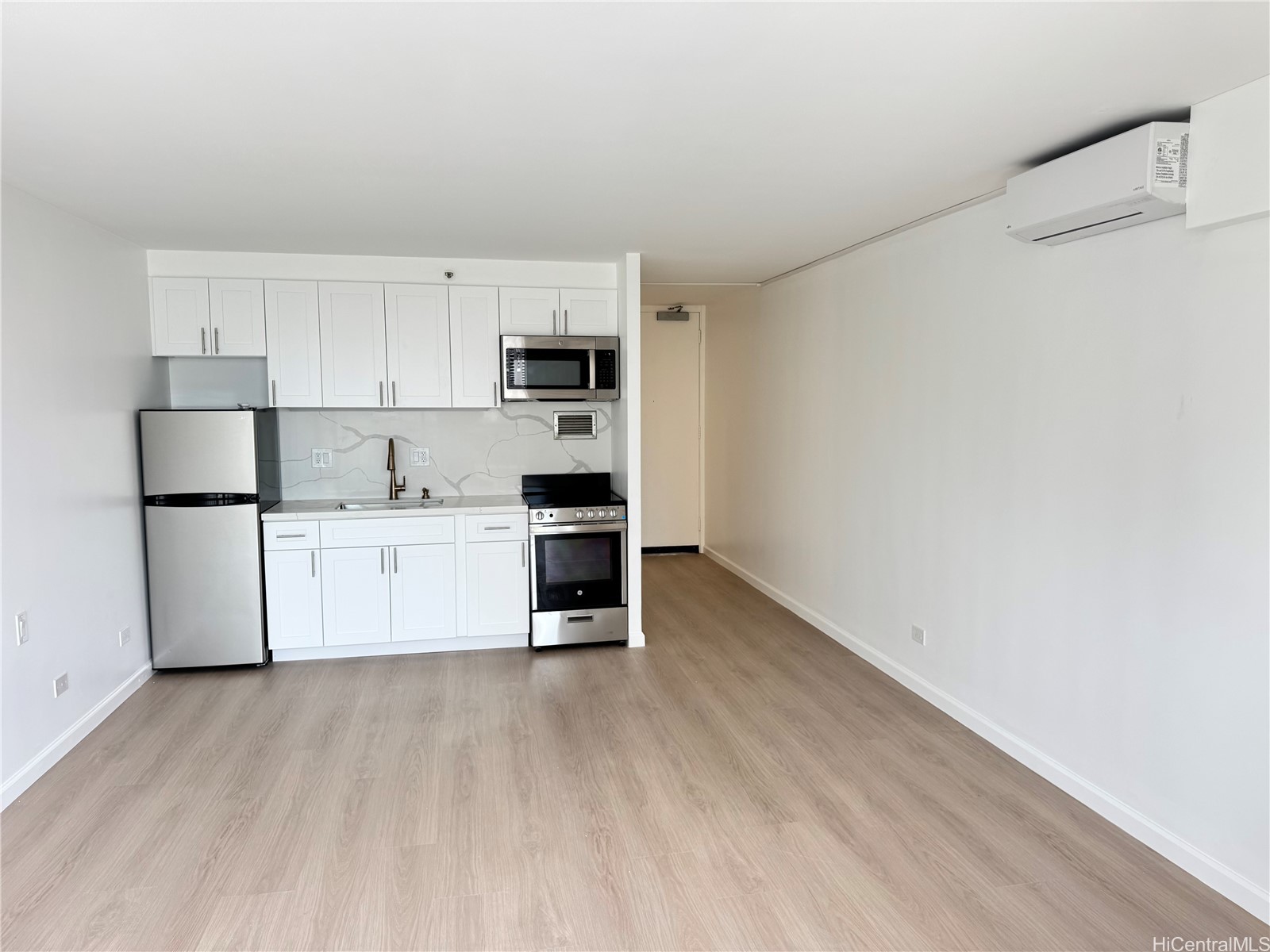 364 Seaside Avenue 812 Property Photo 1