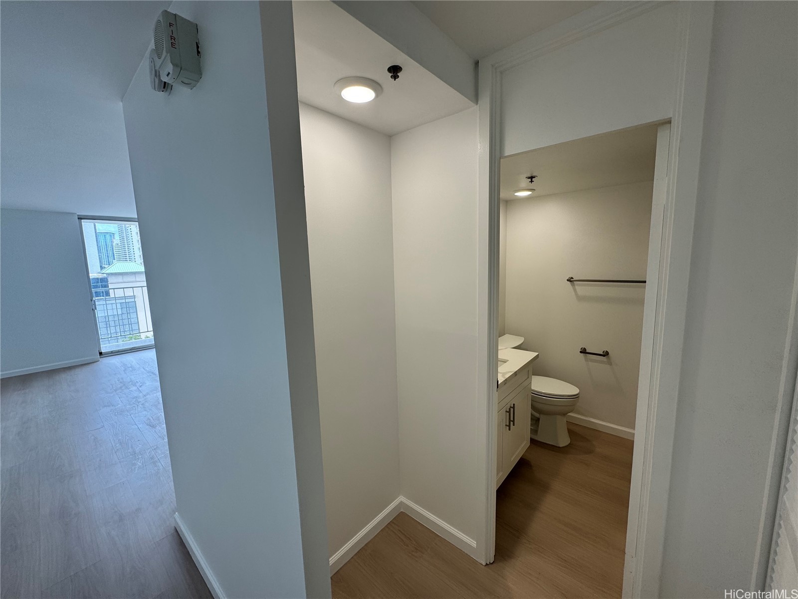 364 Seaside Avenue 812 Property Photo 6