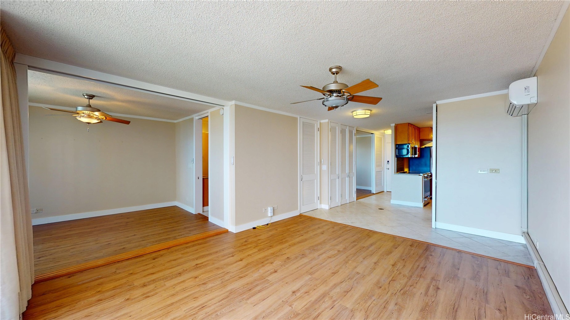 1676 Ala Moana Boulevard 907 Property Photo 2
