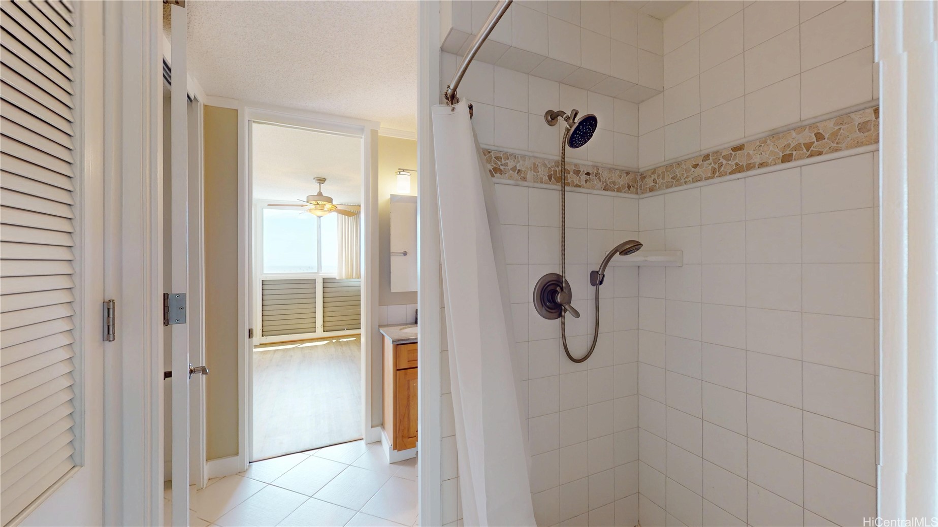 1676 Ala Moana Boulevard 907 Property Photo 10