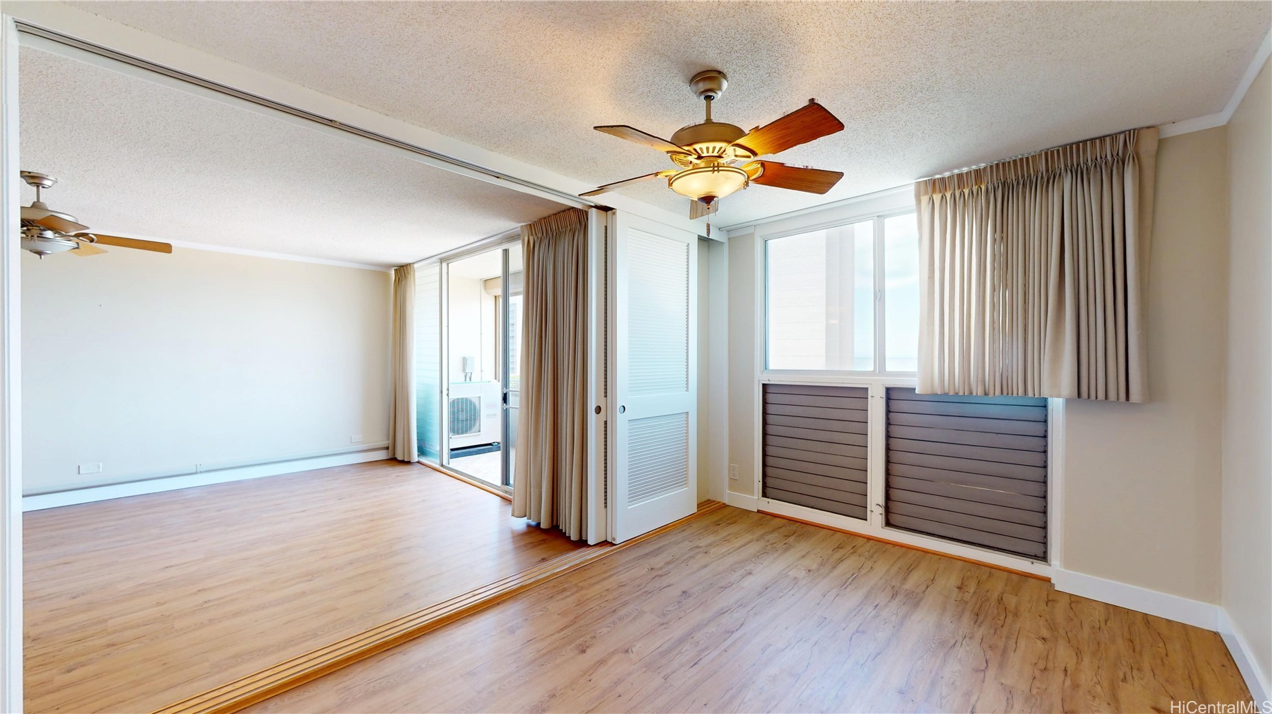 1676 Ala Moana Boulevard 907 Property Photo 13