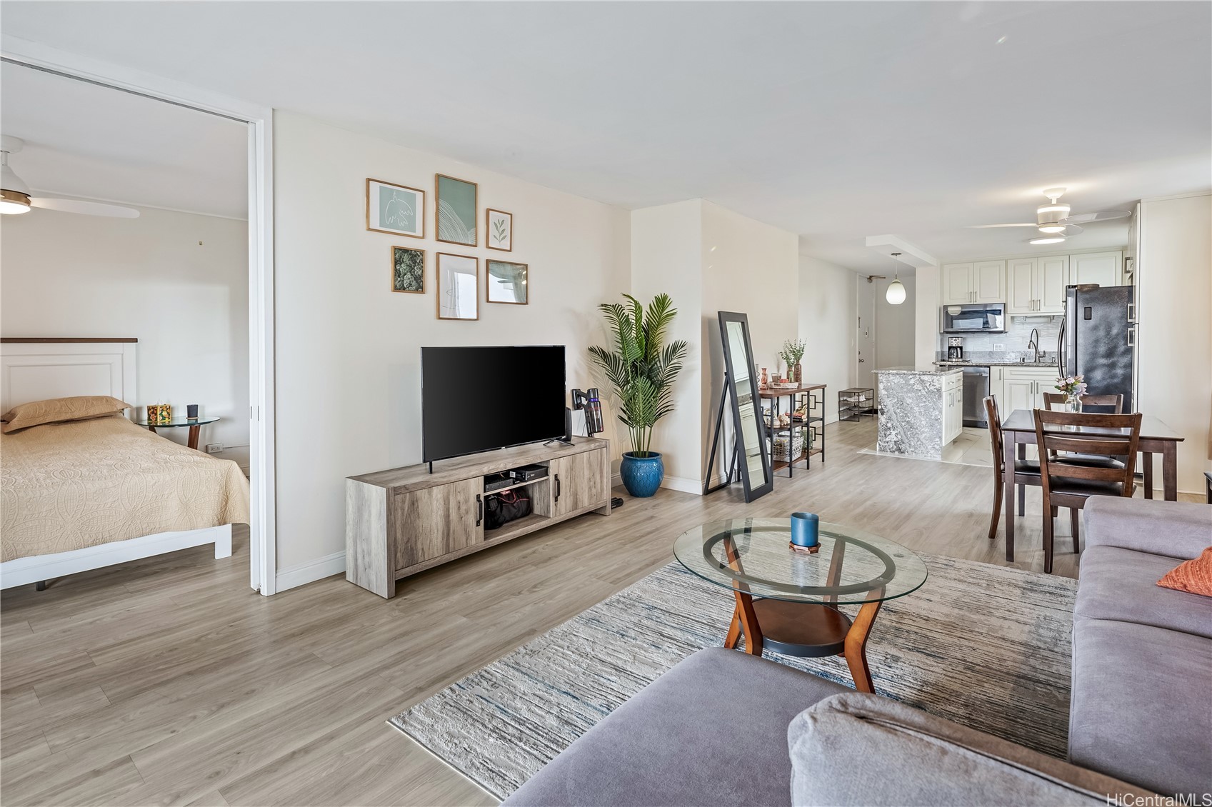 1717 Ala Wai Boulevard Phii 7 (3107) Property Photo 2
