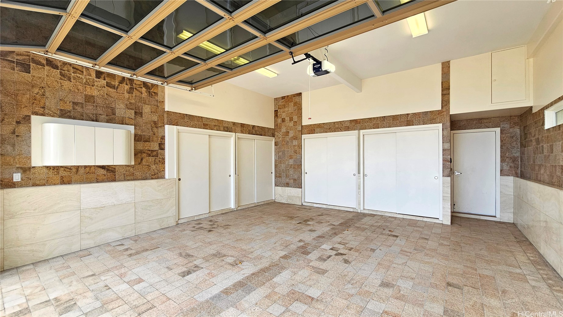 738 Kaulana Place Property Photo 21