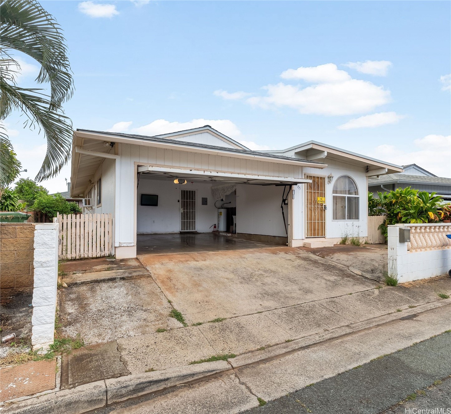 94-155 Maaniani Way Property Photo 1