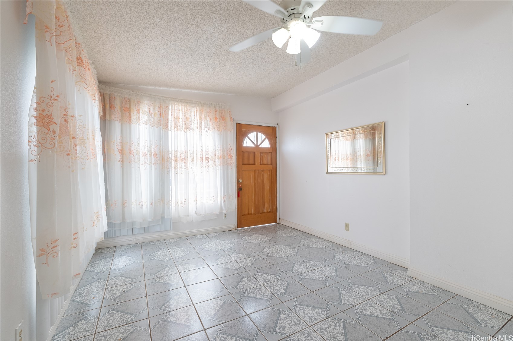 94-155 Maaniani Way Property Photo 8
