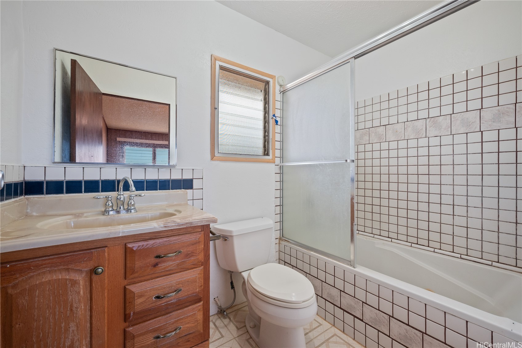 87-531 Manuu Street Property Photo 17