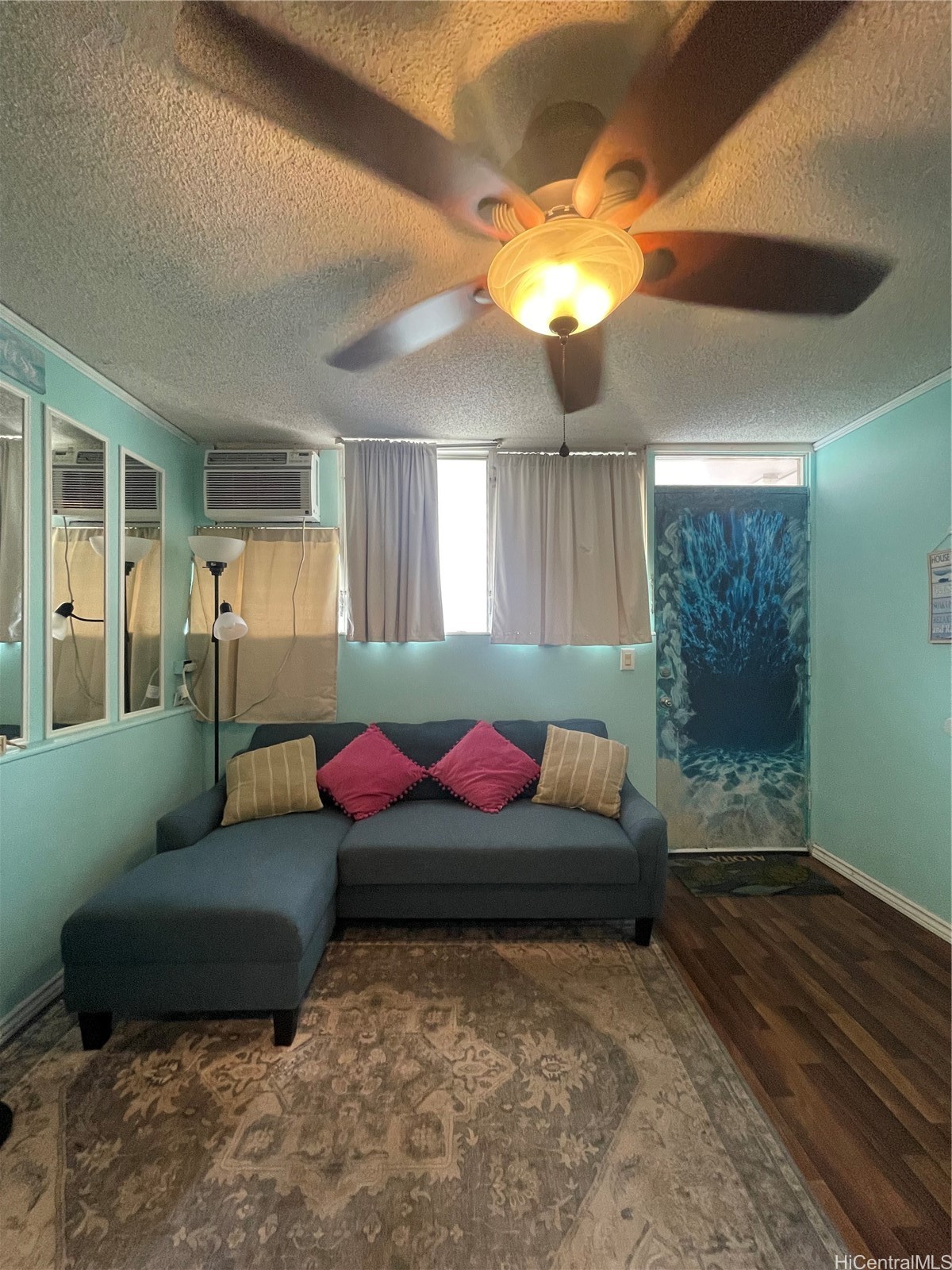 1863 Kaioo Drive 306 Property Photo 2