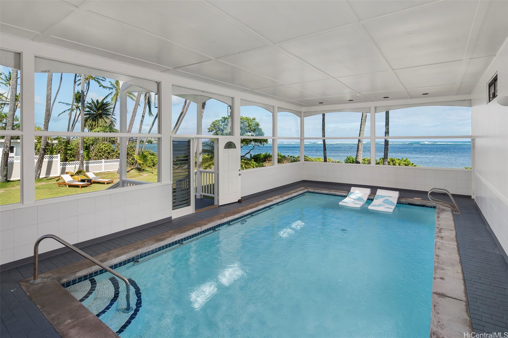4929 Kalanianaole Highway Property Photo 14