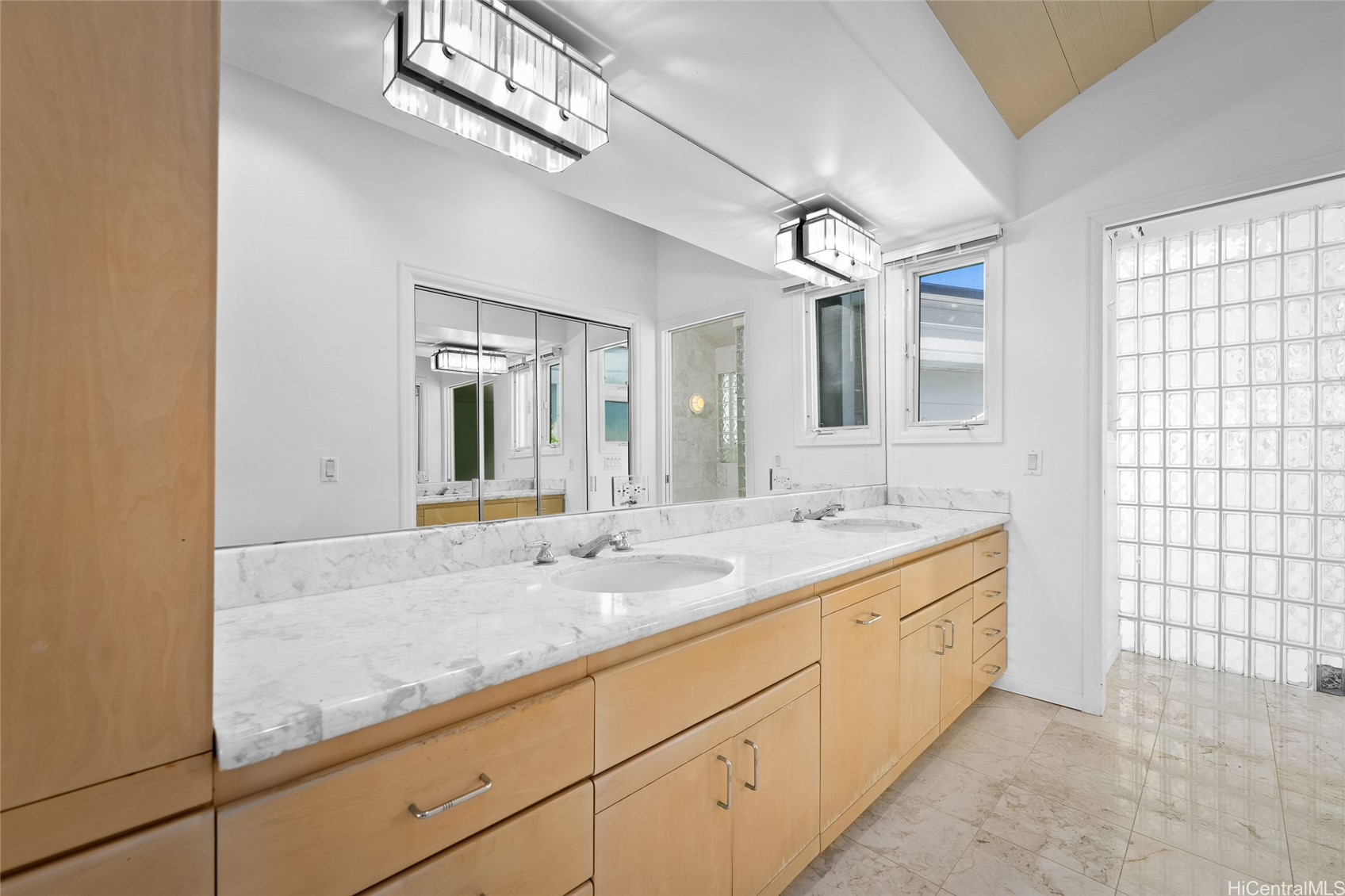 771 Kaulana Place Property Photo 13