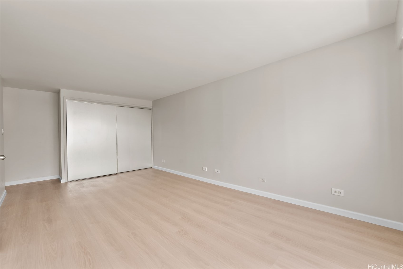 2525 Date Street 1303 Property Photo 8
