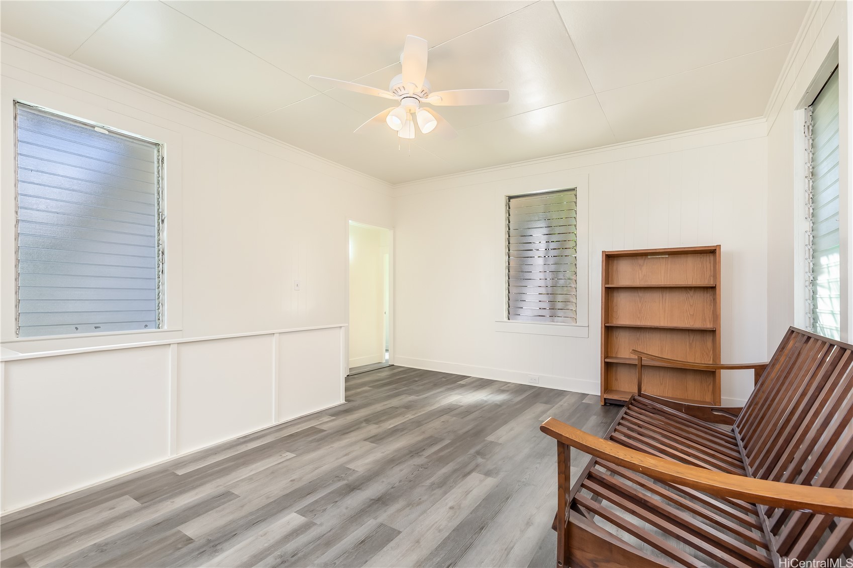 3032 Harding Avenue Property Photo 15