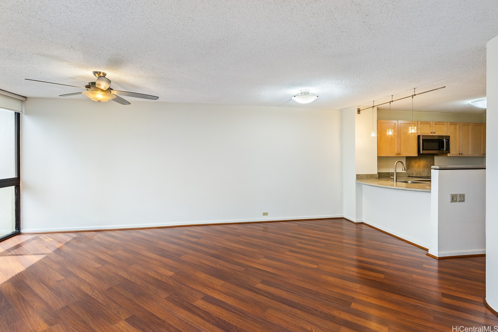 2101 Nuuanu Avenue I103 Property Photo 6