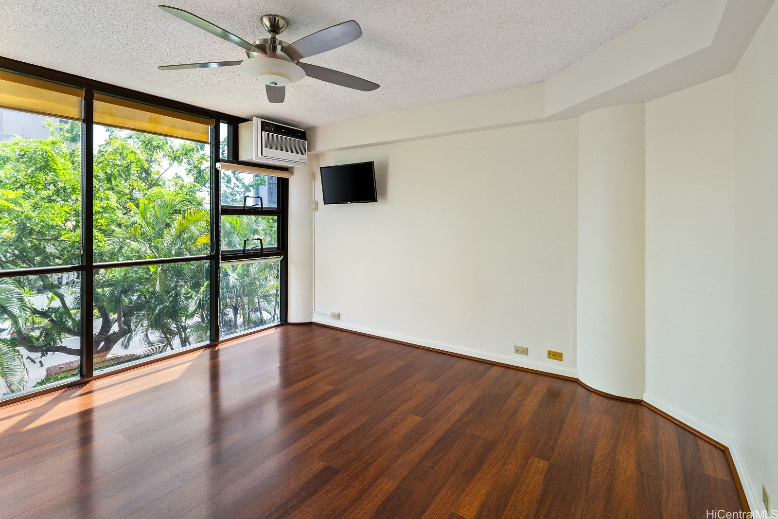 2101 Nuuanu Avenue I103 Property Photo 11