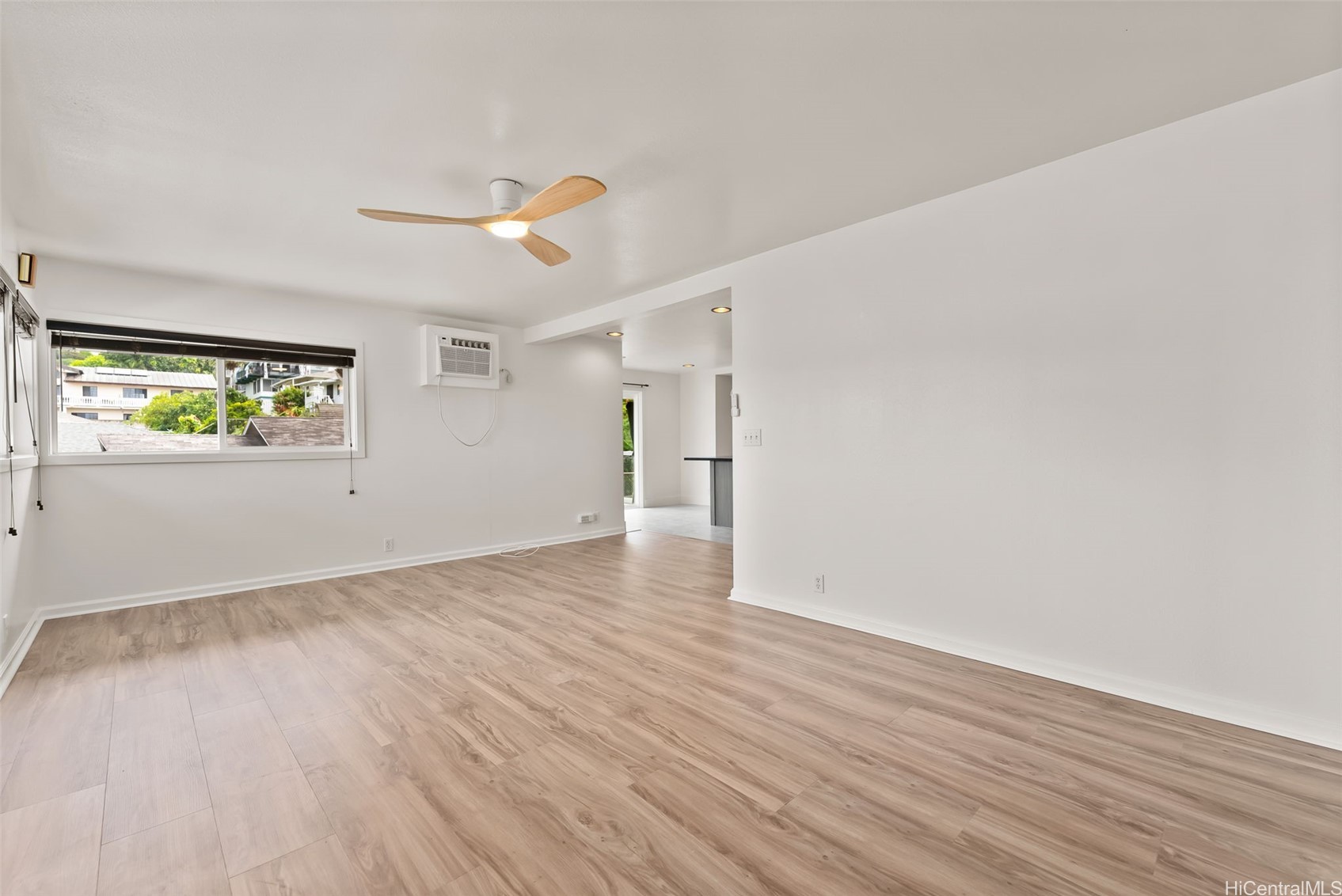 2118 Makanani Drive Property Photo 3
