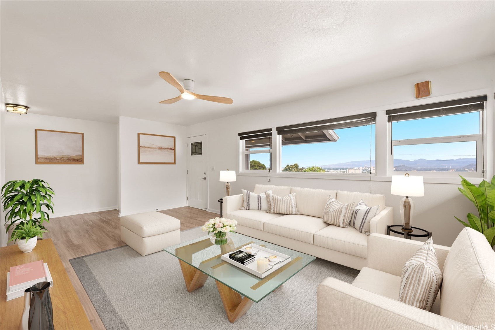 2118 Makanani Drive Property Photo 4