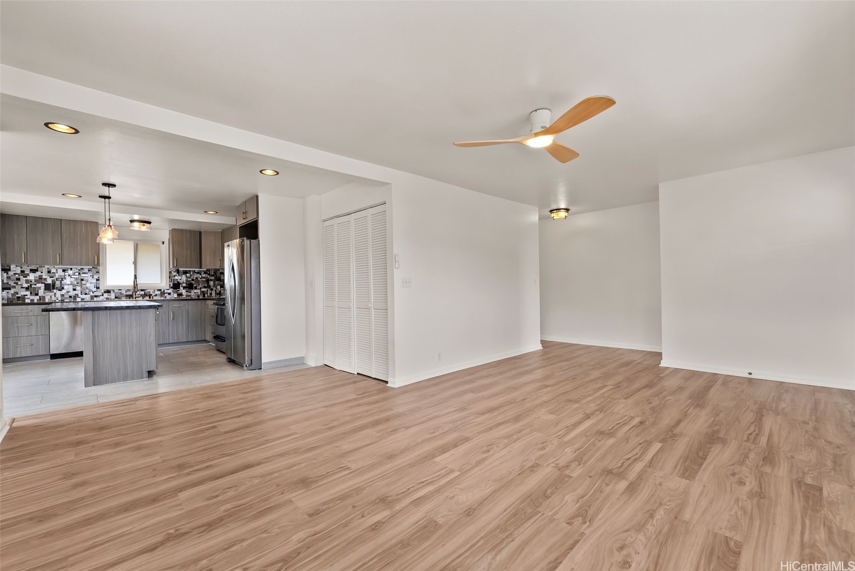 2118 Makanani Drive Property Photo 6