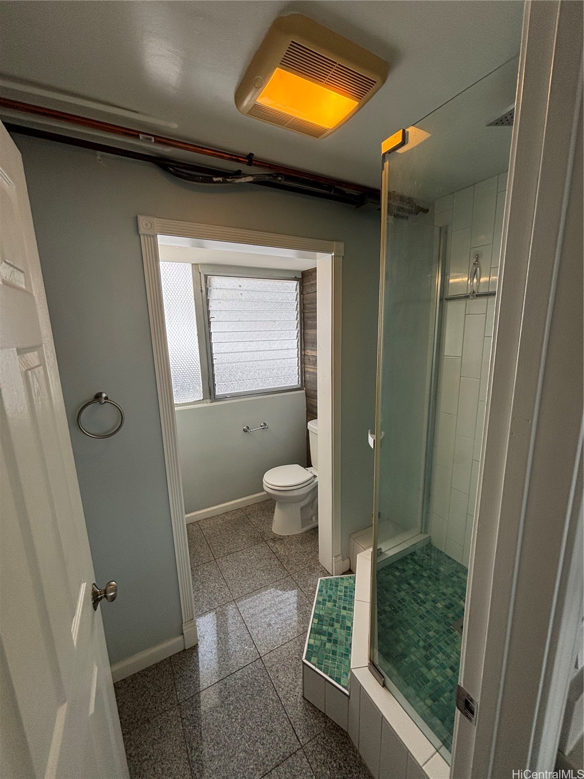 931 University Avenue 304 Property Photo 7