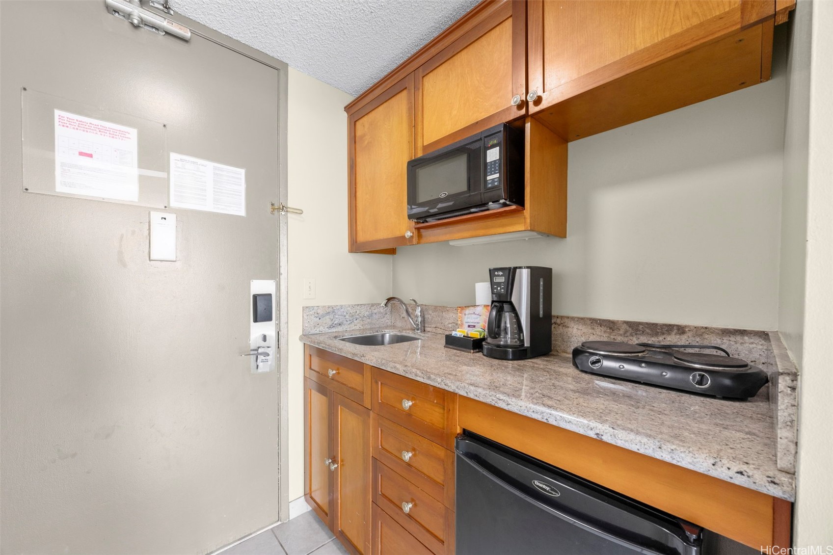 2427 Kuhio Avenue 1108 Property Photo 10