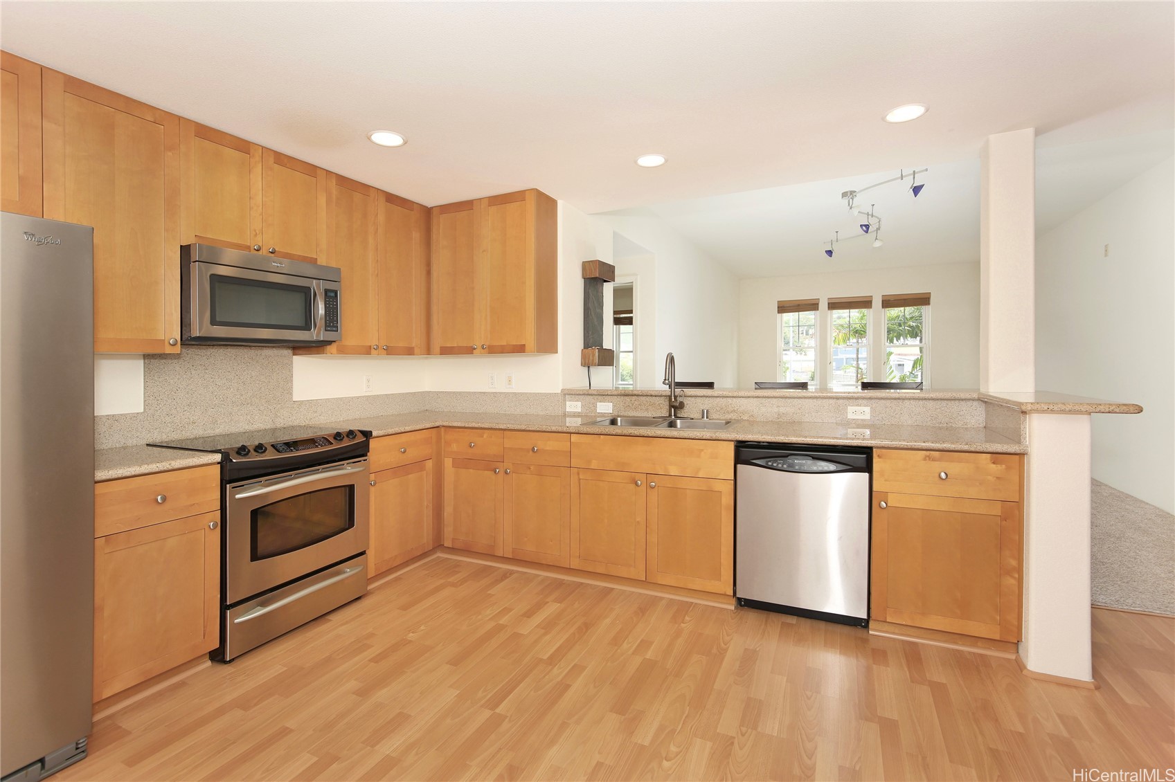 520 Lunalilo Home Road 7126 Property Photo 1