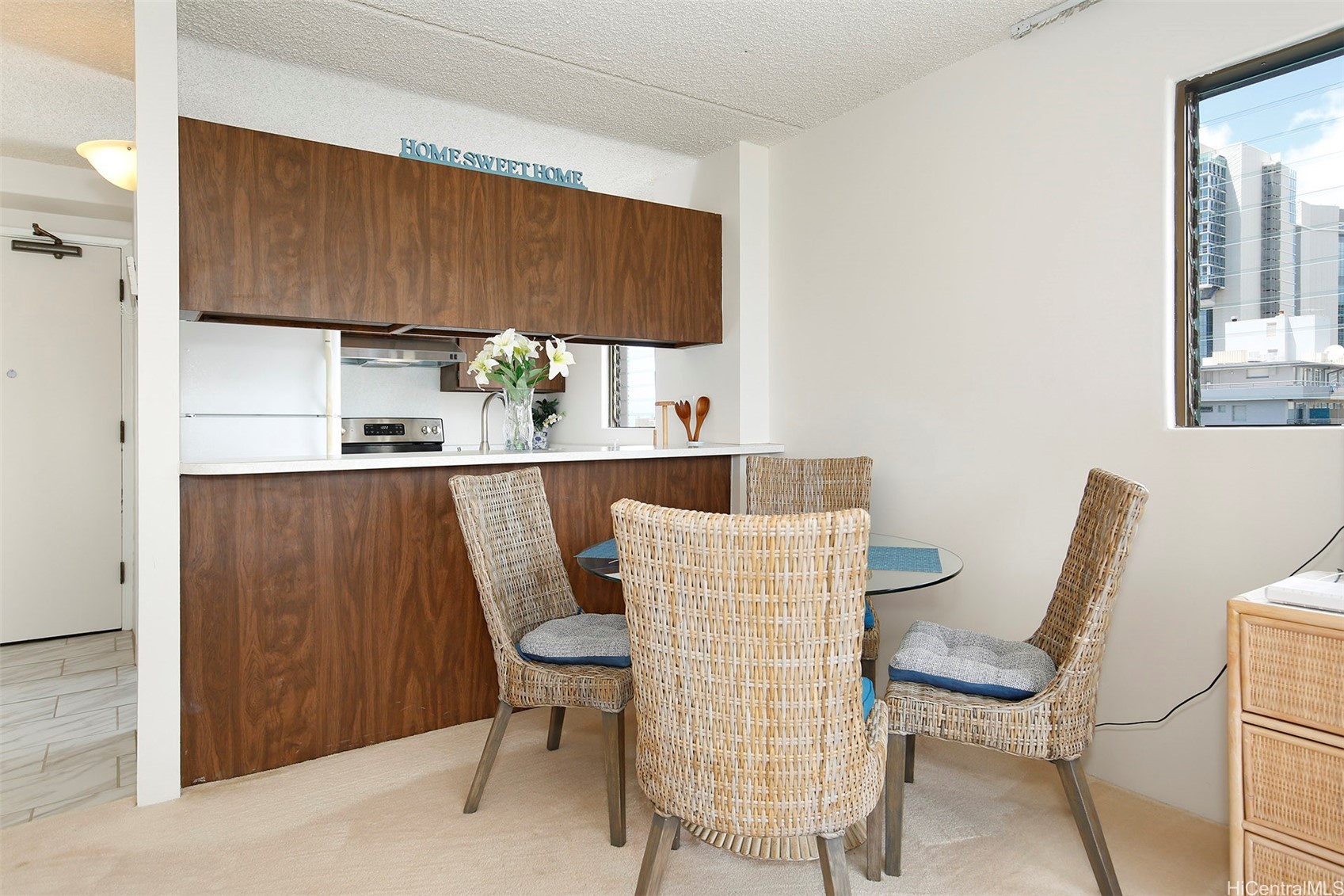 2240 Kuhio Avenue 1501 Property Photo 4
