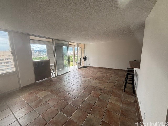 2415 Ala Wai Boulevard 1603 Property Photo 4