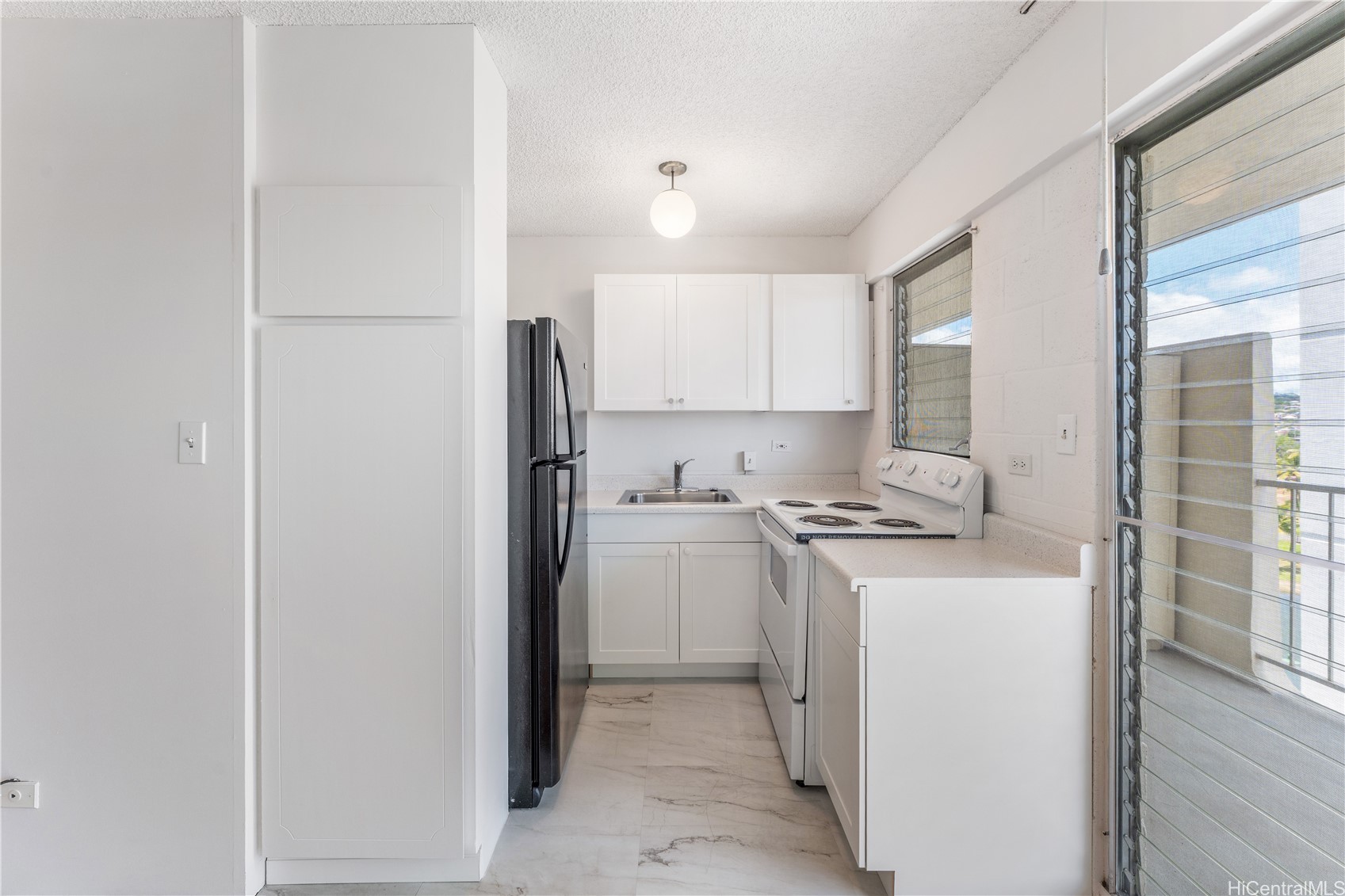 2609 Ala Wai Boulevard 1002 Property Photo 4
