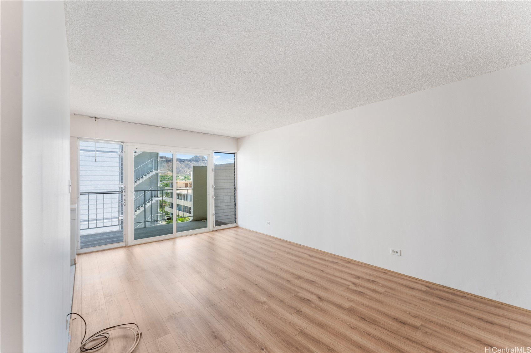 2609 Ala Wai Boulevard 1002 Property Photo 11