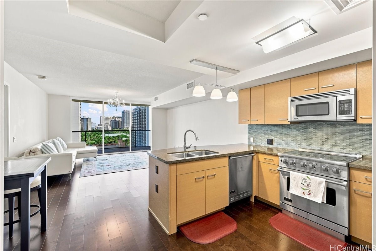 1837 Kalakaua Avenue 1202 Property Photo 1