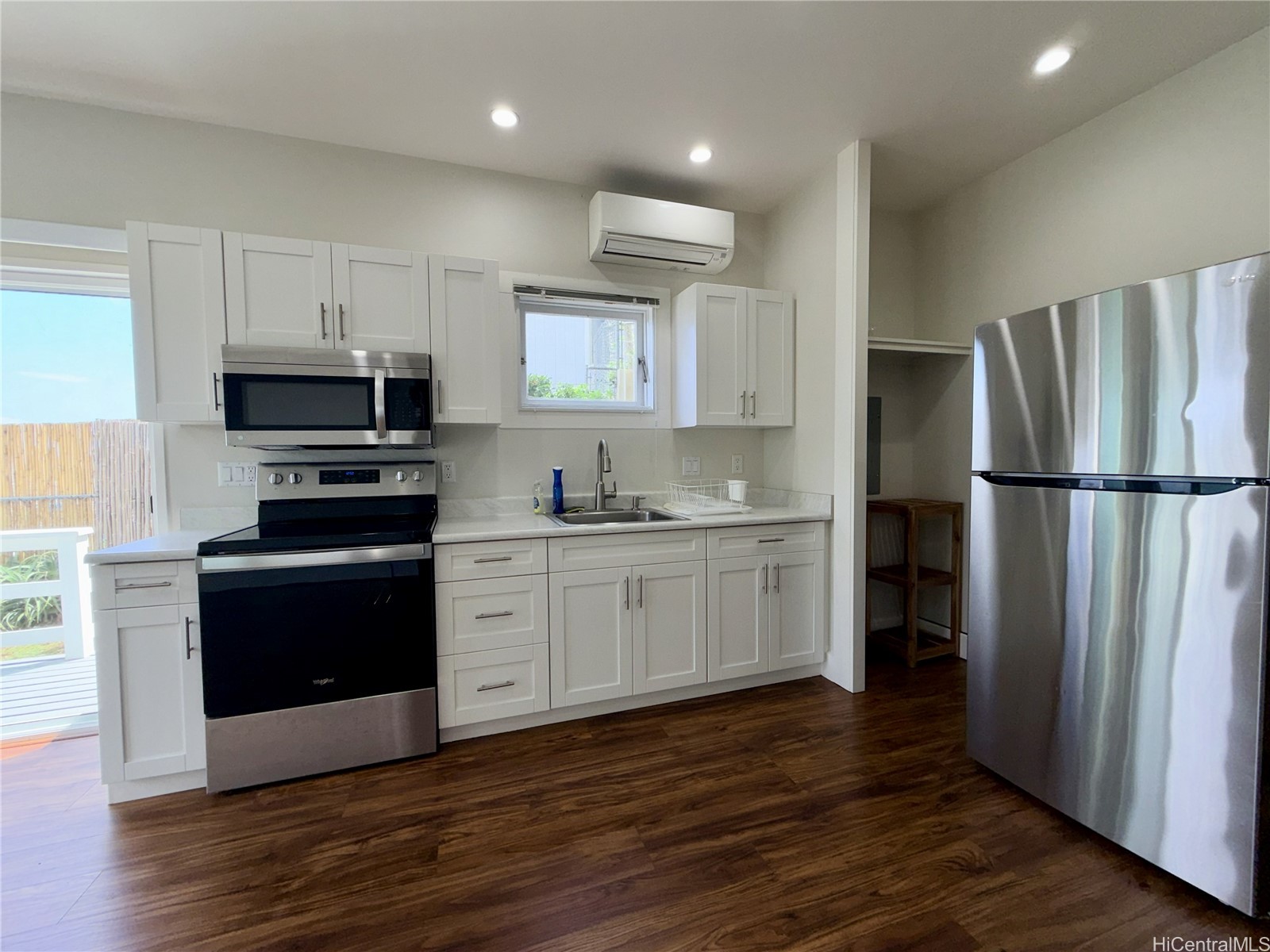 2013 Kakela Drive Back Right Property Photo 10