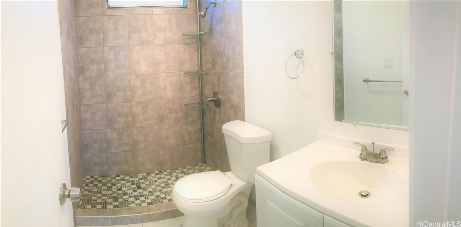 1430 Gulick Avenue B Property Photo 3